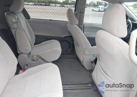 2017 Toyota Sienna Le 8 Passenger from USA, damaged, VIN 5TDKZ3DC4HS813712